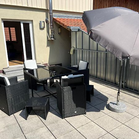 Privatzimmer Im Herzen Von Iphofen Esterno foto