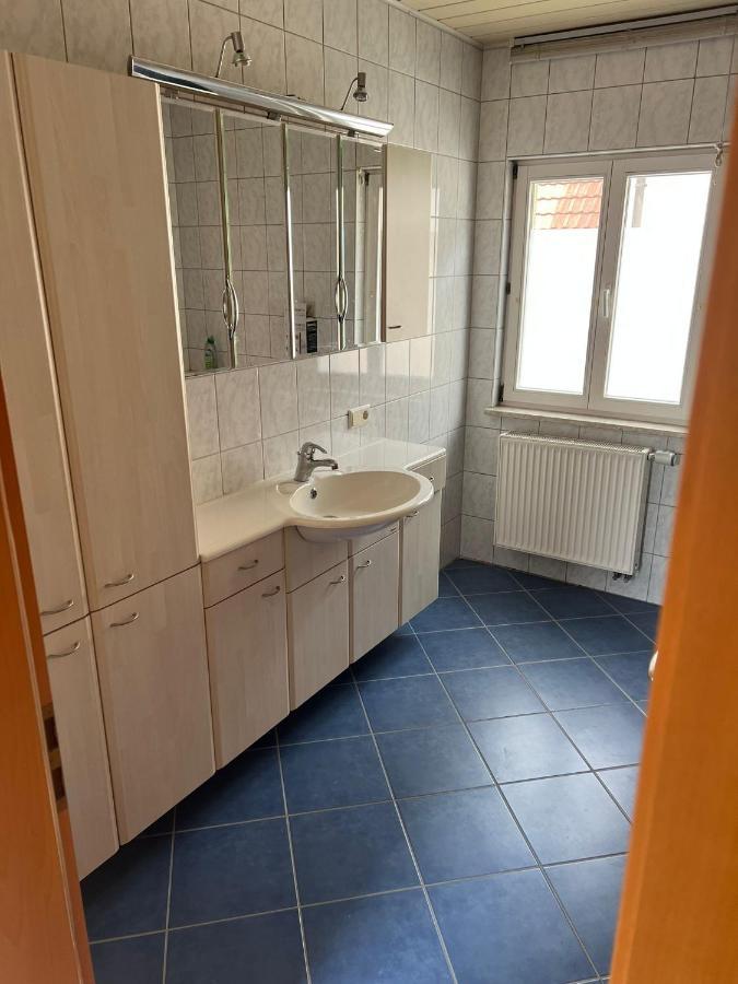 Privatzimmer Im Herzen Von Iphofen Esterno foto