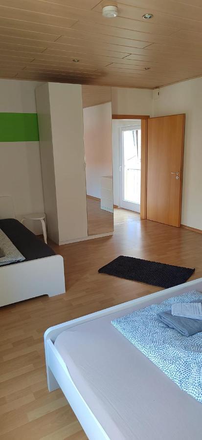 Privatzimmer Im Herzen Von Iphofen Esterno foto