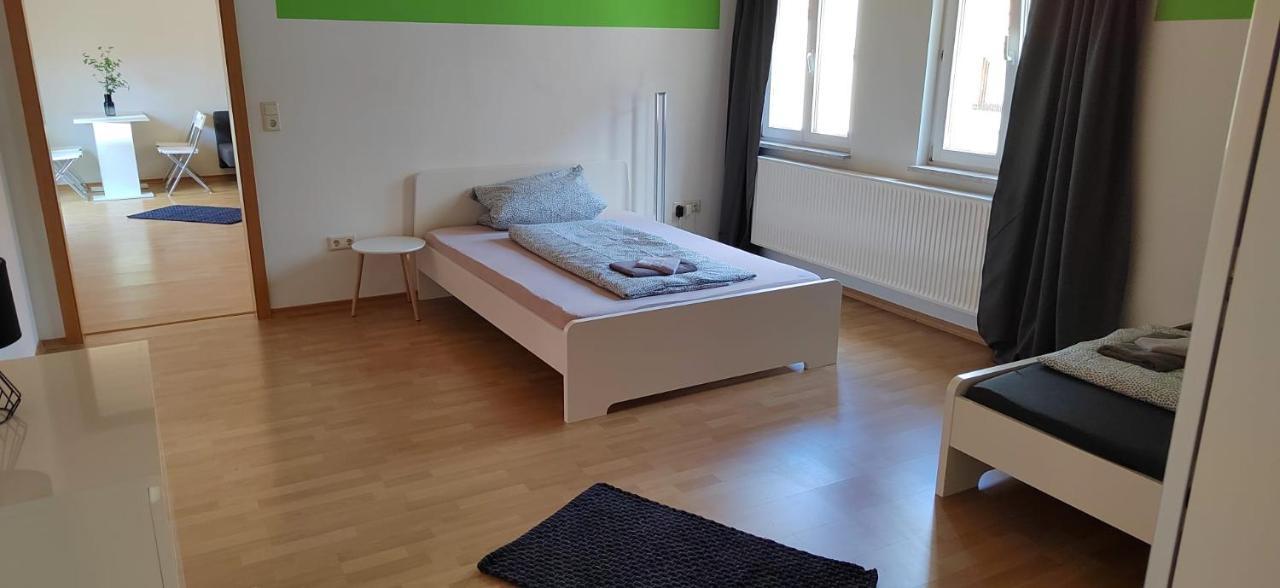 Privatzimmer Im Herzen Von Iphofen Esterno foto
